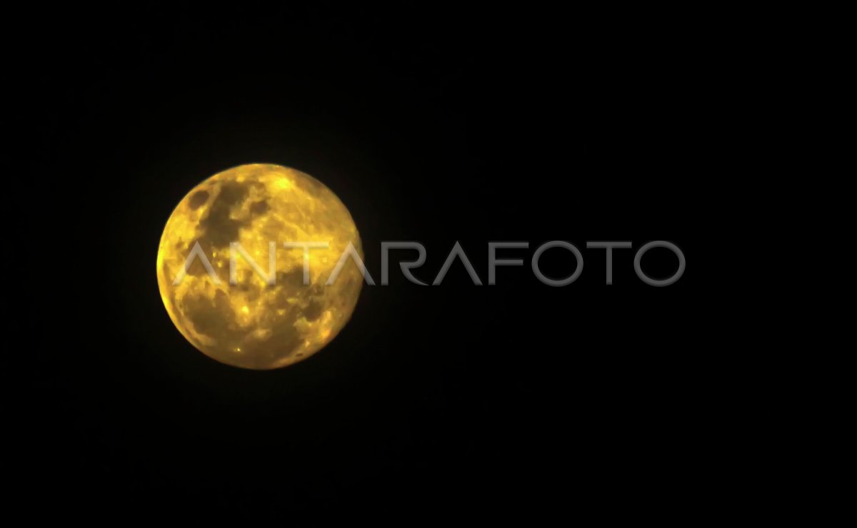 Fenomena supermoon terbesar 2020 antara foto