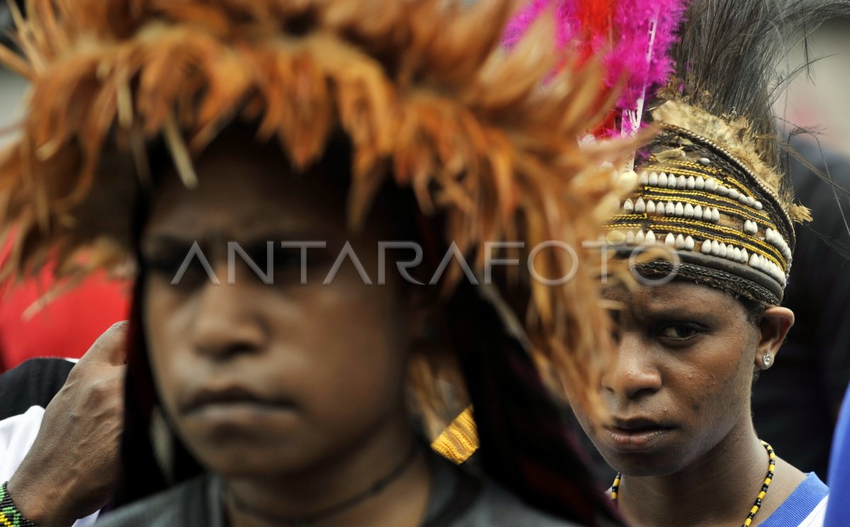 TUNTASKAN PELANGGARAN HAM PAPUA | ANTARA Foto