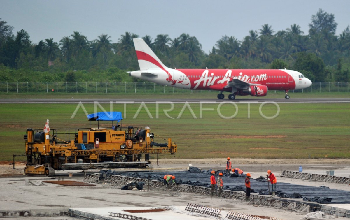 Perluasan apron bandara minangkabau antara foto