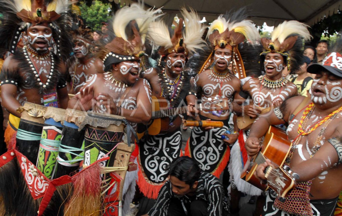 Pawai Budaya Nusantara 2009 | ANTARA Foto