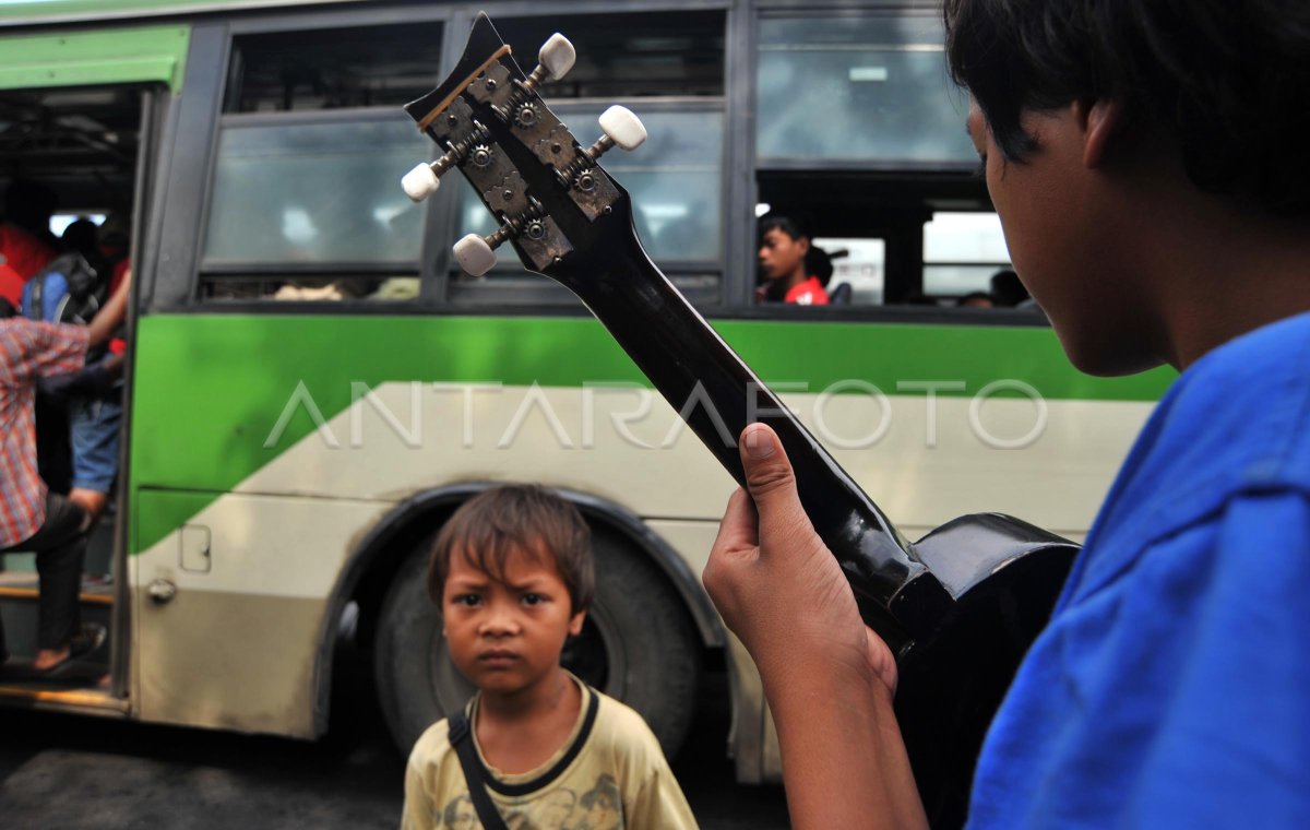 Anak Jalanan Antara Foto