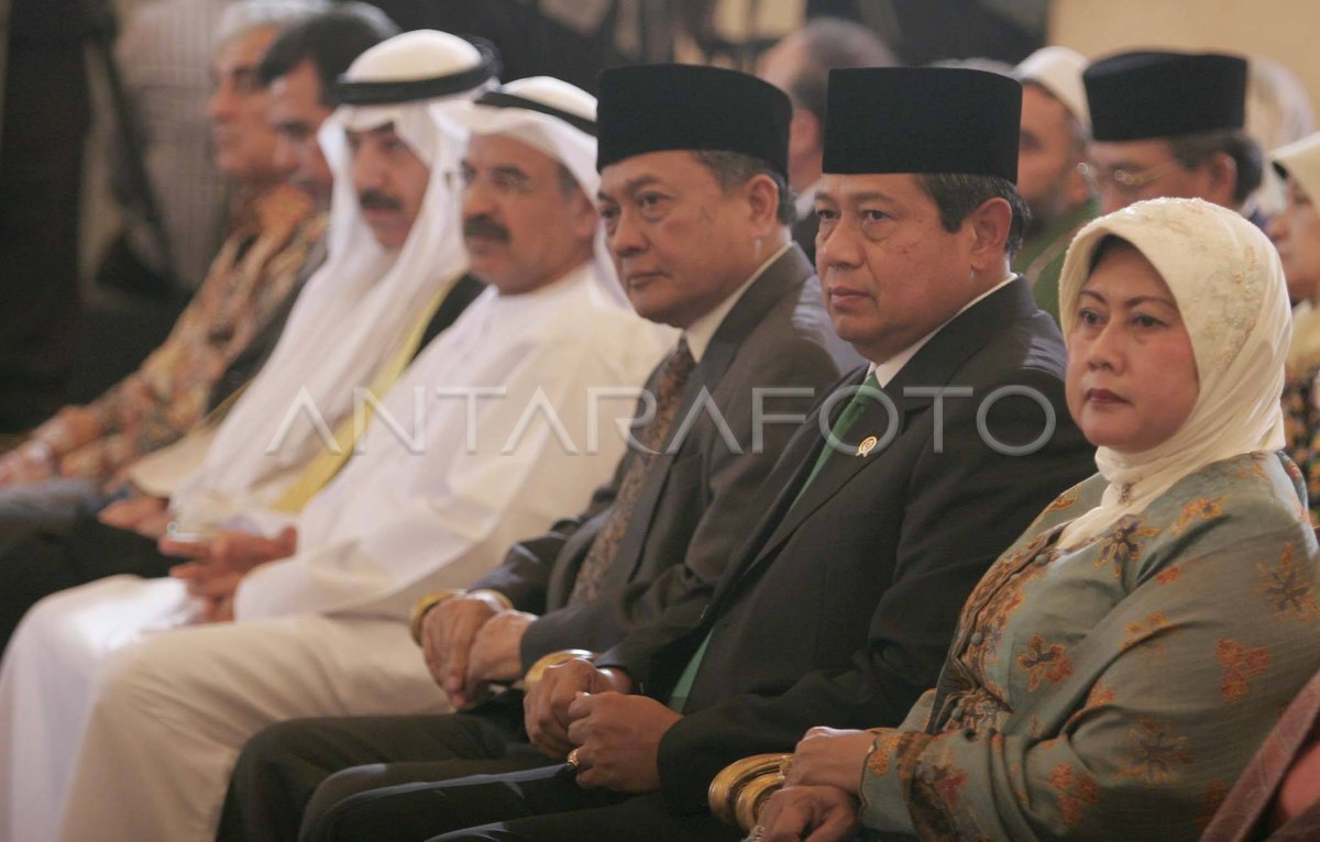 Peringatan Maulid Nabi Antara Foto