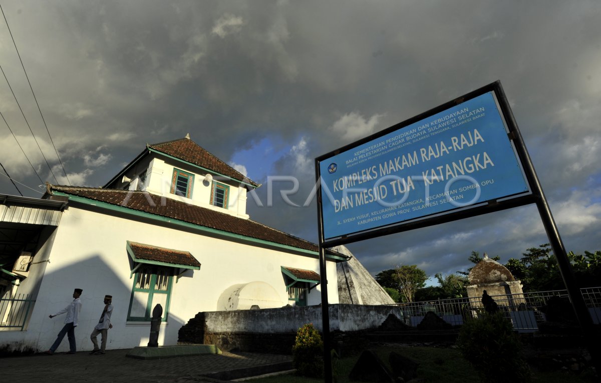 MASJID TUA KATANGKA GOWA | ANTARA Foto