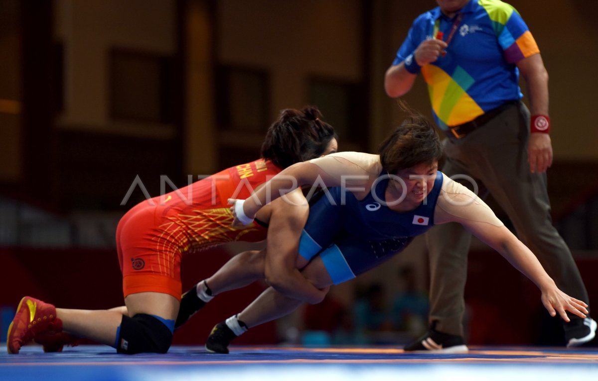 FINAL GULAT FREESTYLE 76 KG PUTRI ANTARA Foto