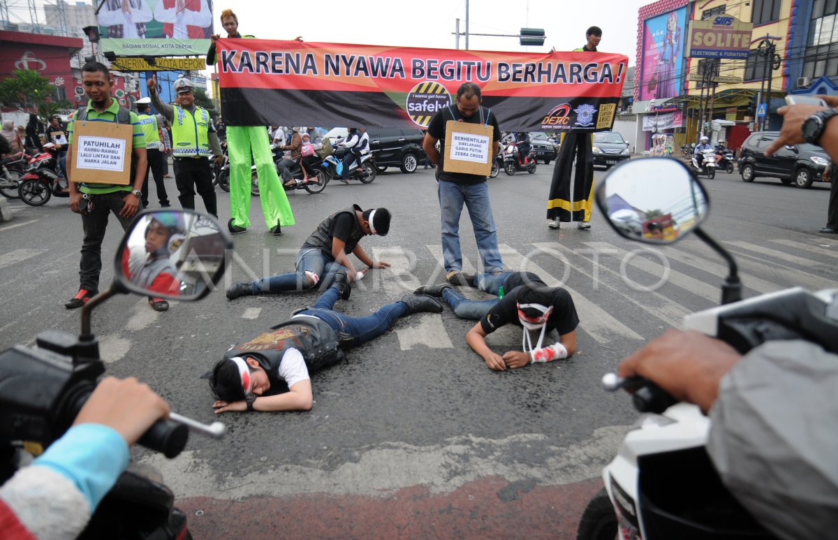 KAMPANYE KESELAMATAN BERKENDARA | ANTARA Foto