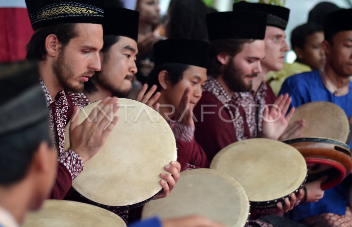 BELAJAR BUDAYA INDONESIA | ANTARA Foto