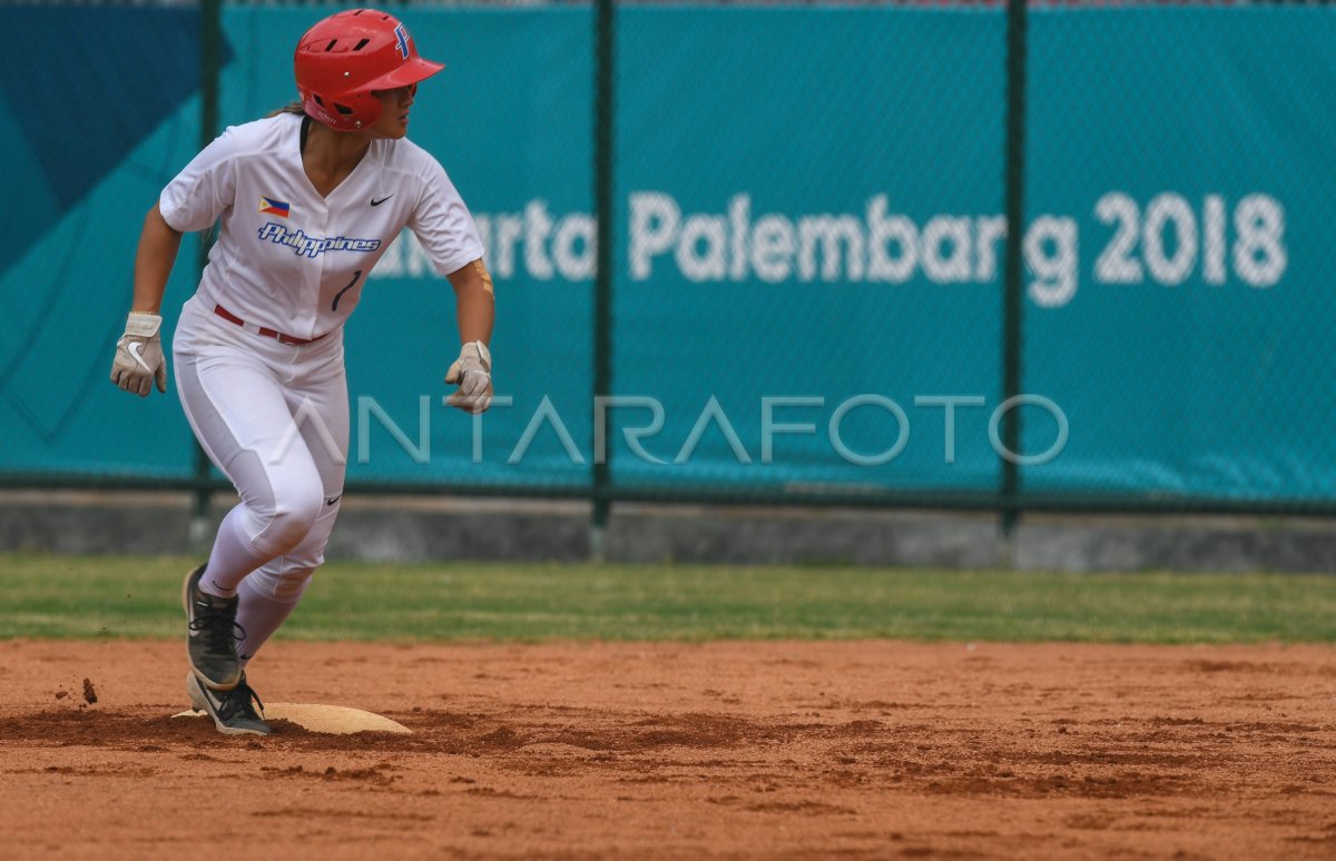 SOFTBALL PUTRI FILIPHINA VS INDONESIA ASIAN GAMES 2018 | ANTARA Foto