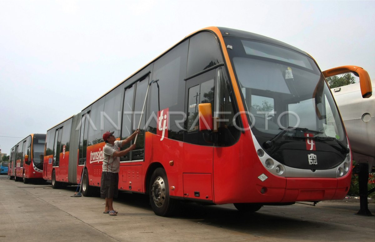 ARMADA BARU BUS TRANSJAKARTA | ANTARA Foto