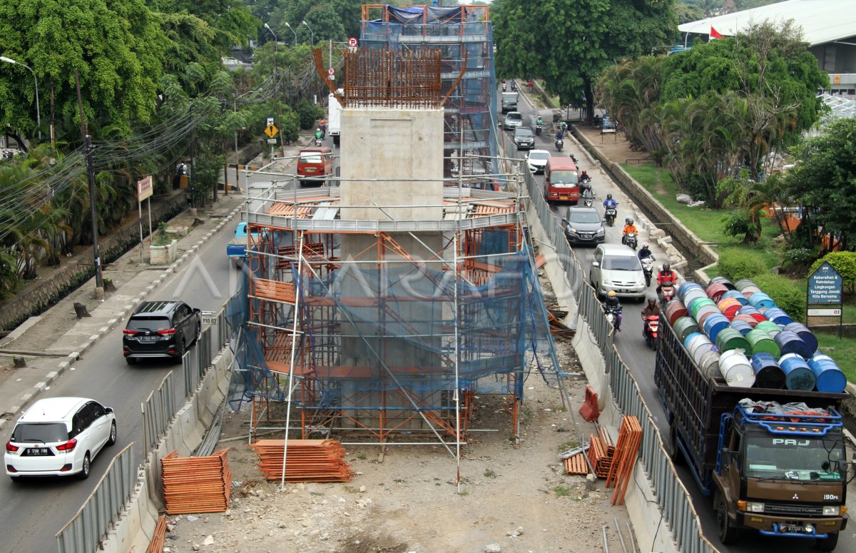 PEMBANGUNAN TOL PULO GEBANG-KELAPA GADING | ANTARA Foto