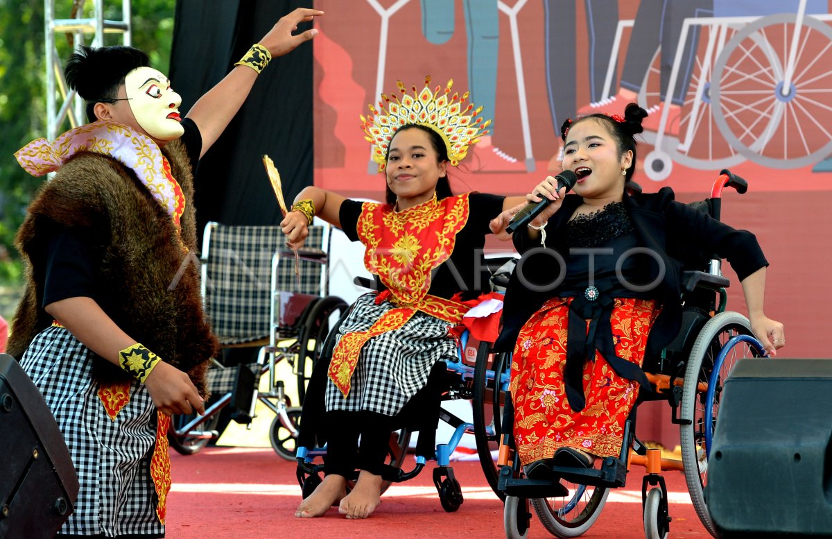 Apresiasi Kreativitas Penyandang Disabilitas Antara Foto