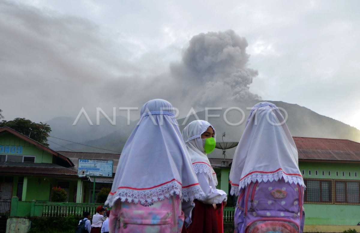 Gunung Marapi Kembali Erupsi | ANTARA Foto