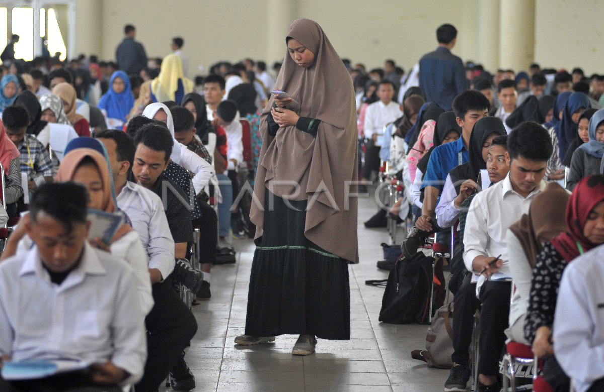 SELEKSI MASUK PERGURUAN TINGGI NEGERI | ANTARA Foto