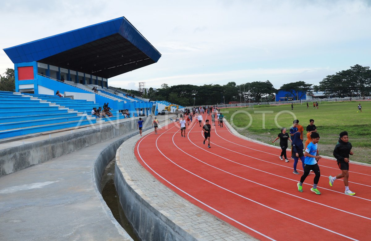 RENOVASI STADION MANAKARRA MAMUJU
