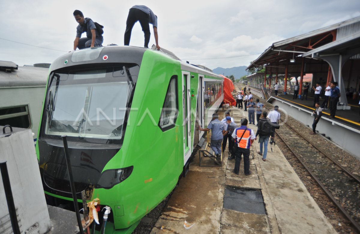 Krde bandara minangkabau antara foto