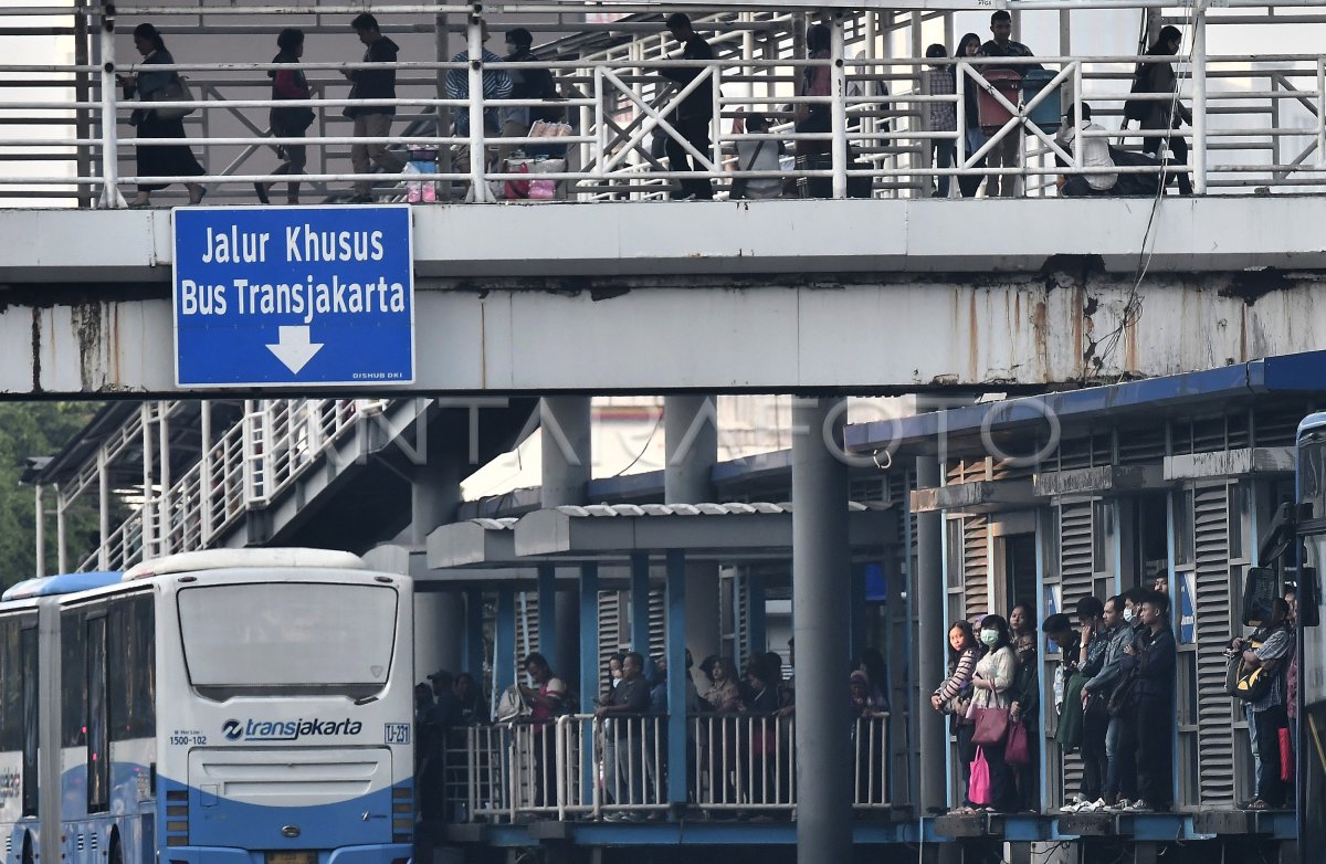 WARGA IBU KOTA KEMBALI BERAKTIVITAS | ANTARA Foto