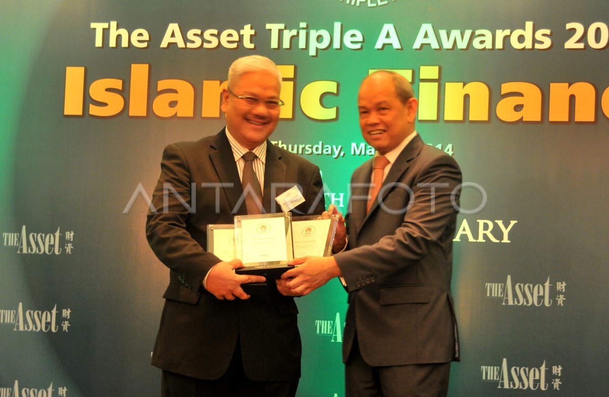 The Best Islamic Bank In Indonesia | ANTARA Foto