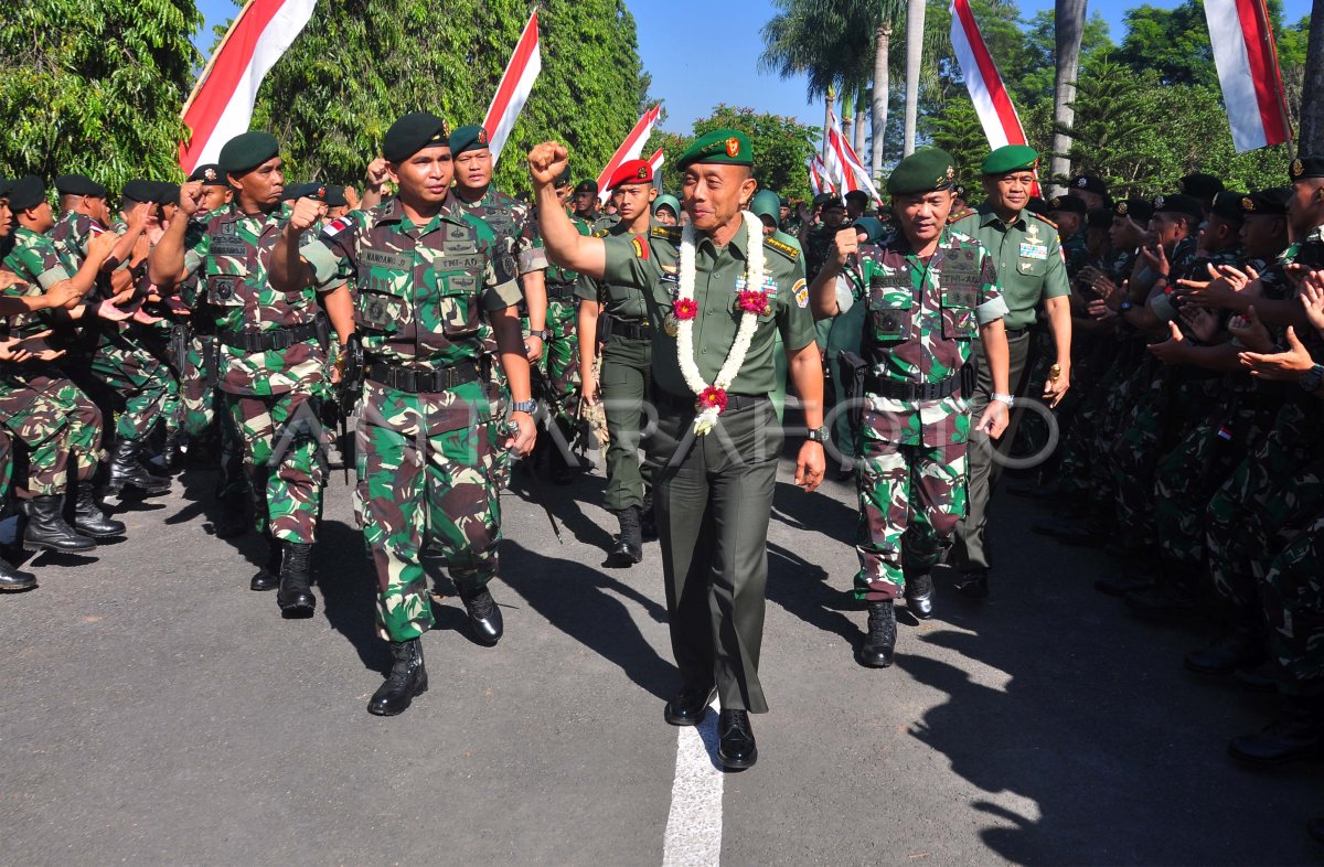 KUNJUNGAN KASAD TNI AD | ANTARA Foto