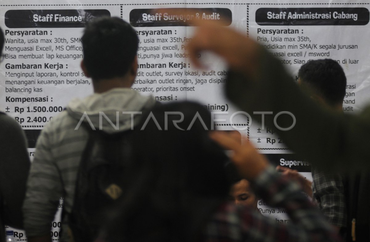 BURSA KERJA TEKAN ANGKA PENGANGGURAN DEPOK | ANTARA Foto