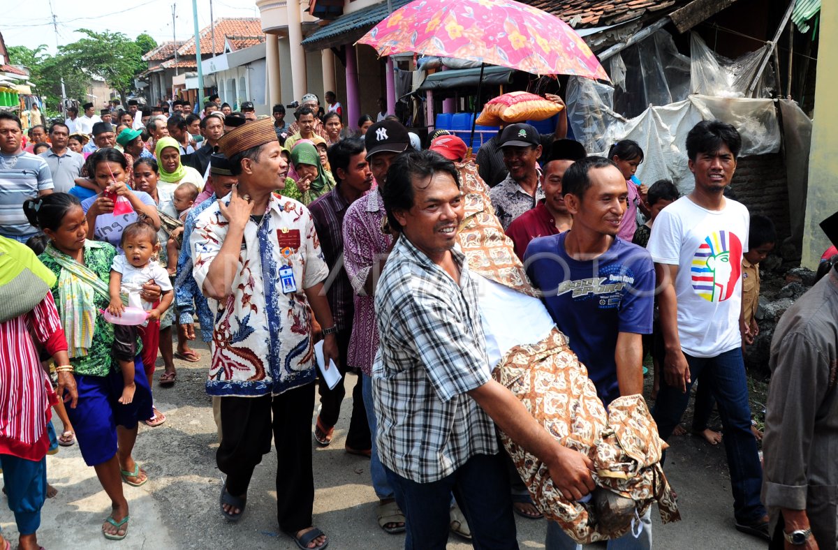 Tradisi Gotong Kentongan Antara Foto 9240