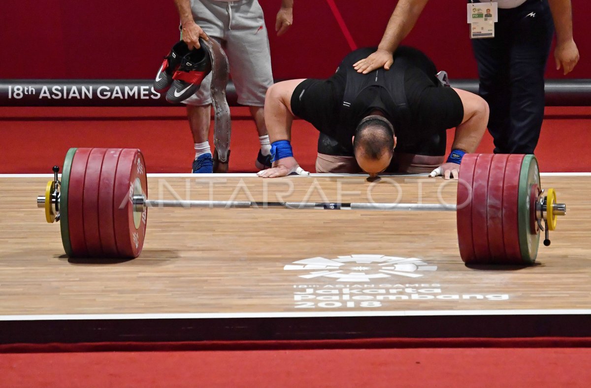 EMAS ANGKAT BESI PUTRA +150 KG | ANTARA Foto