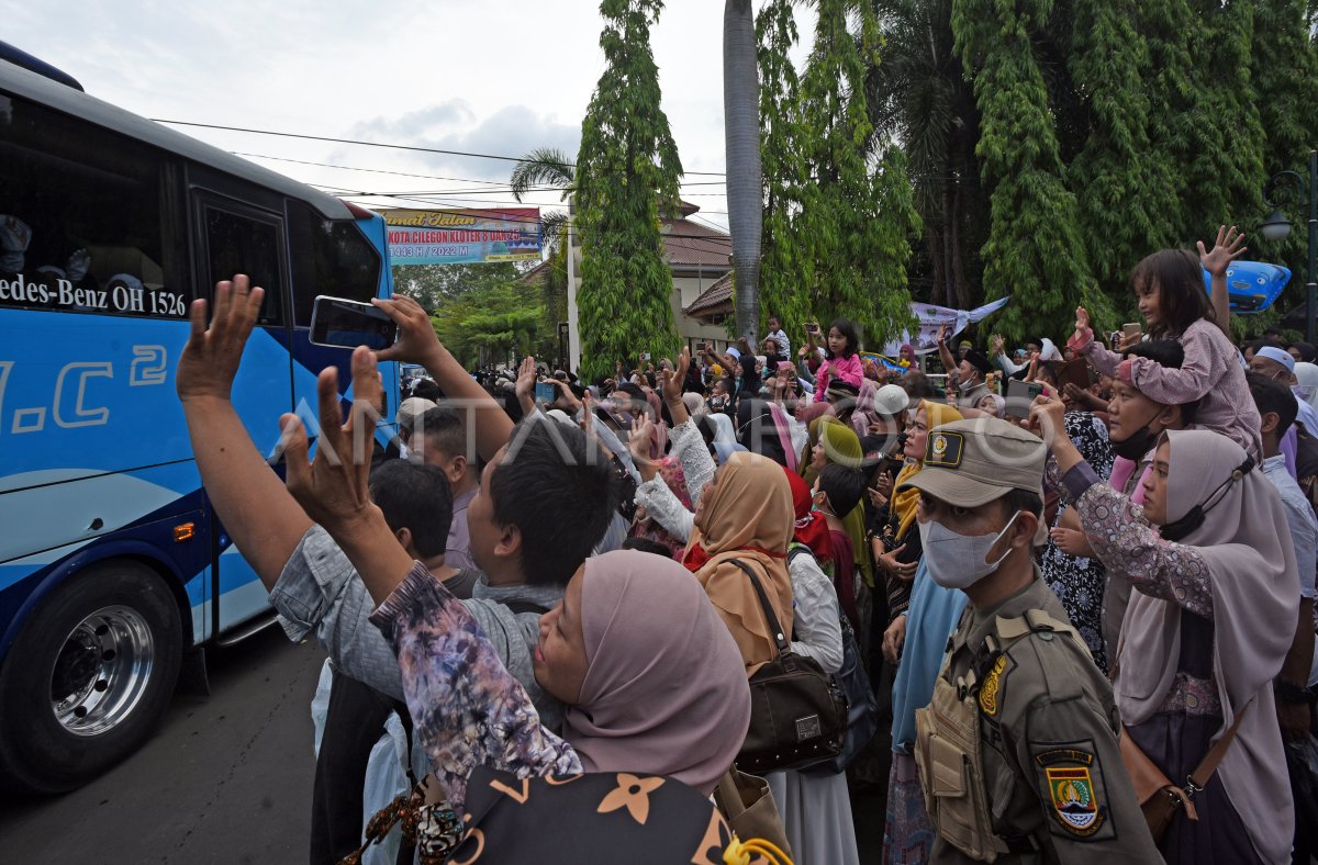 PELEPASAN JEMAAH CALON HAJI DI CILEGON