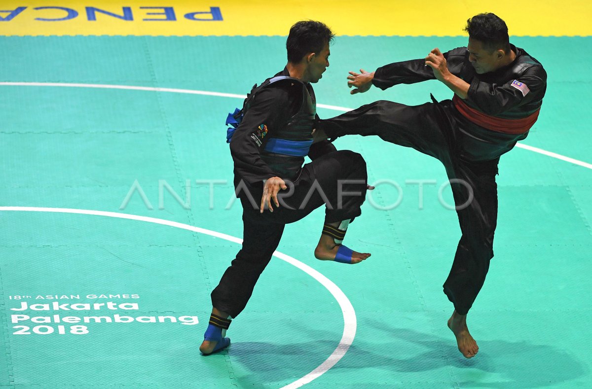 PENCAK SILAT KELAS F PUTRA INDONESIA VS MALAYSIA ANTARA Foto