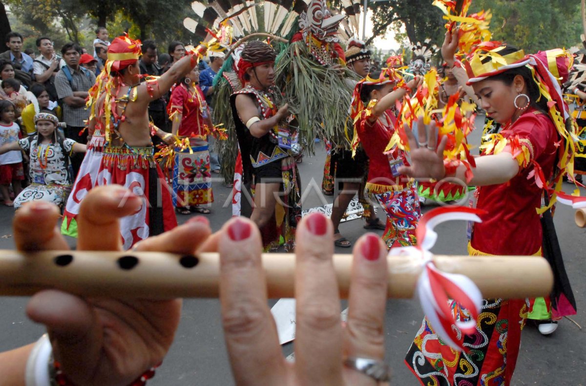 Pawai Budaya Nusantara 2009 | ANTARA Foto