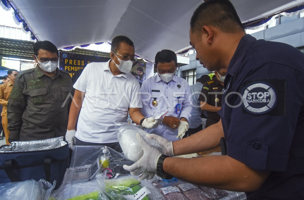 Pemusnahan barang bukti narkotika BNN NTB