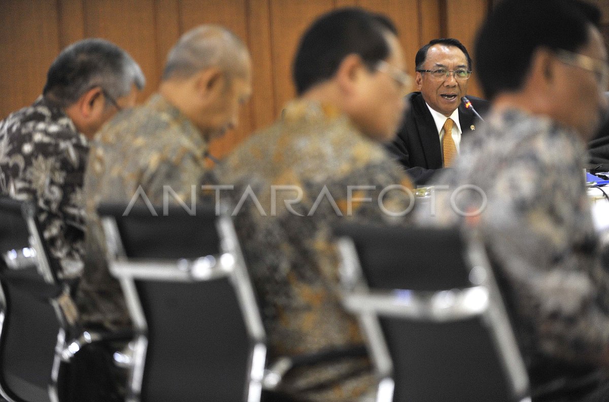 SIDANG DEN | ANTARA Foto