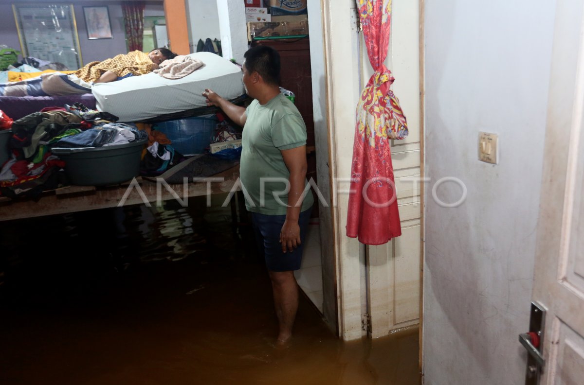 Penetapan Status Tanggap Darurat Banjir Di Aceh Barat Antara Foto