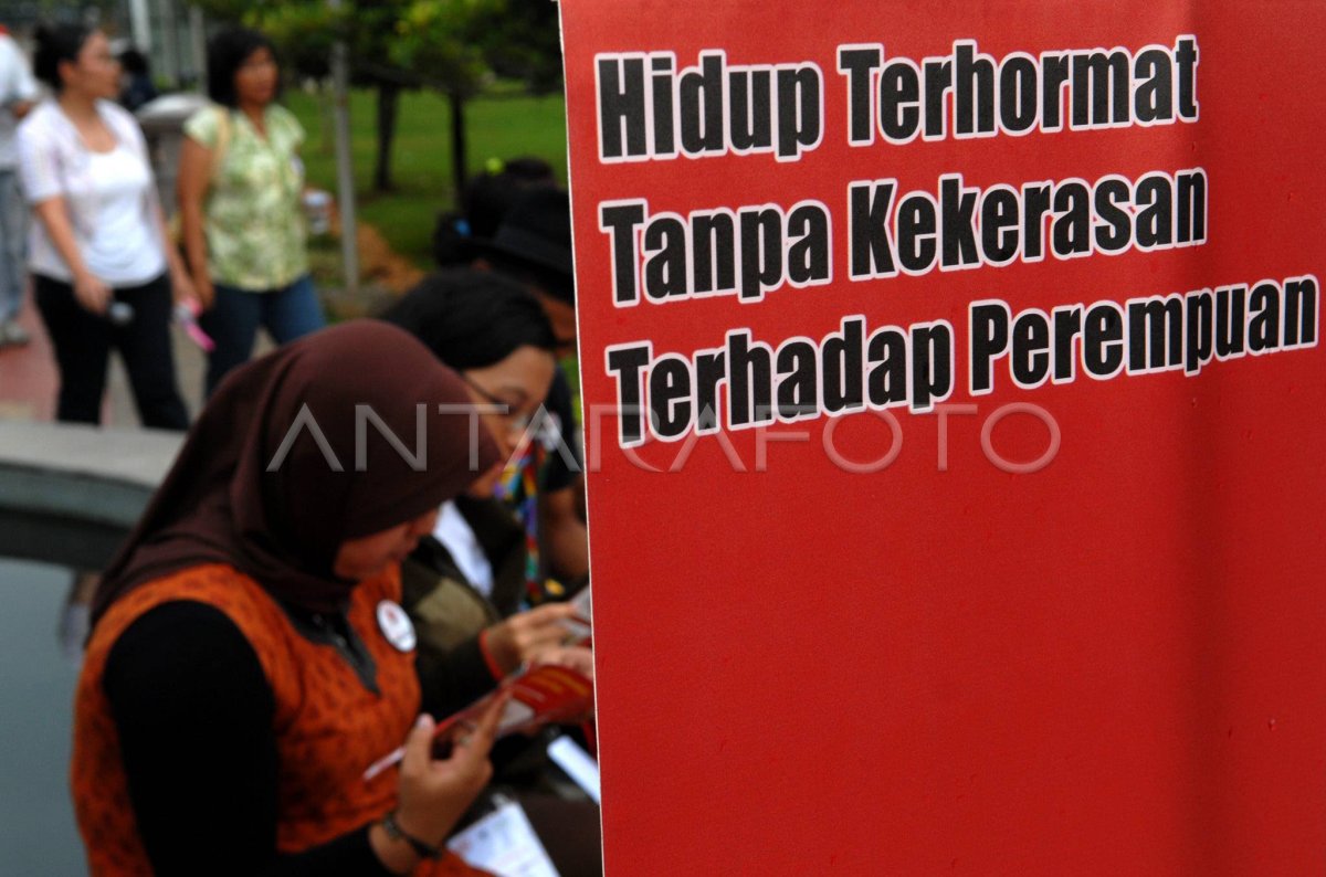 Kampanye Anti Kekerasan Terhadap Perempuan | ANTARA Foto