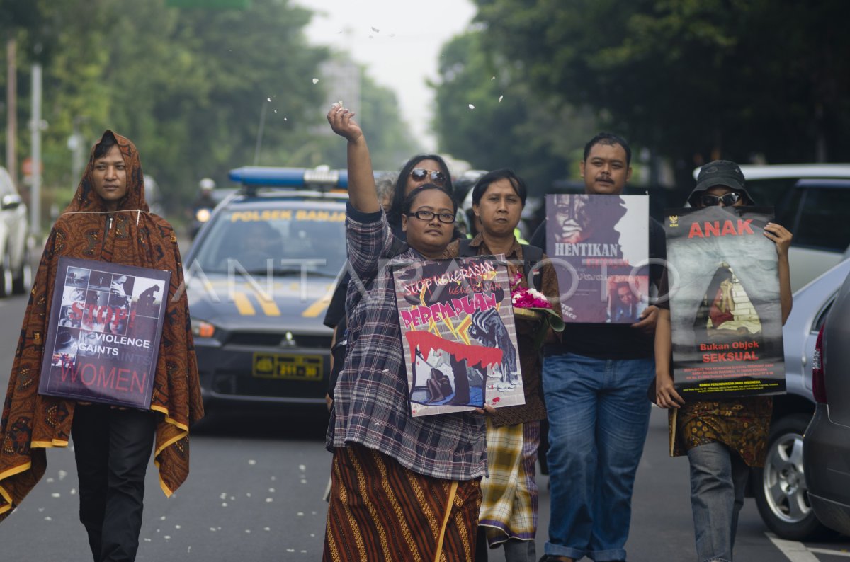 STOP KEKERASAN RUMAH TANGGA | ANTARA Foto