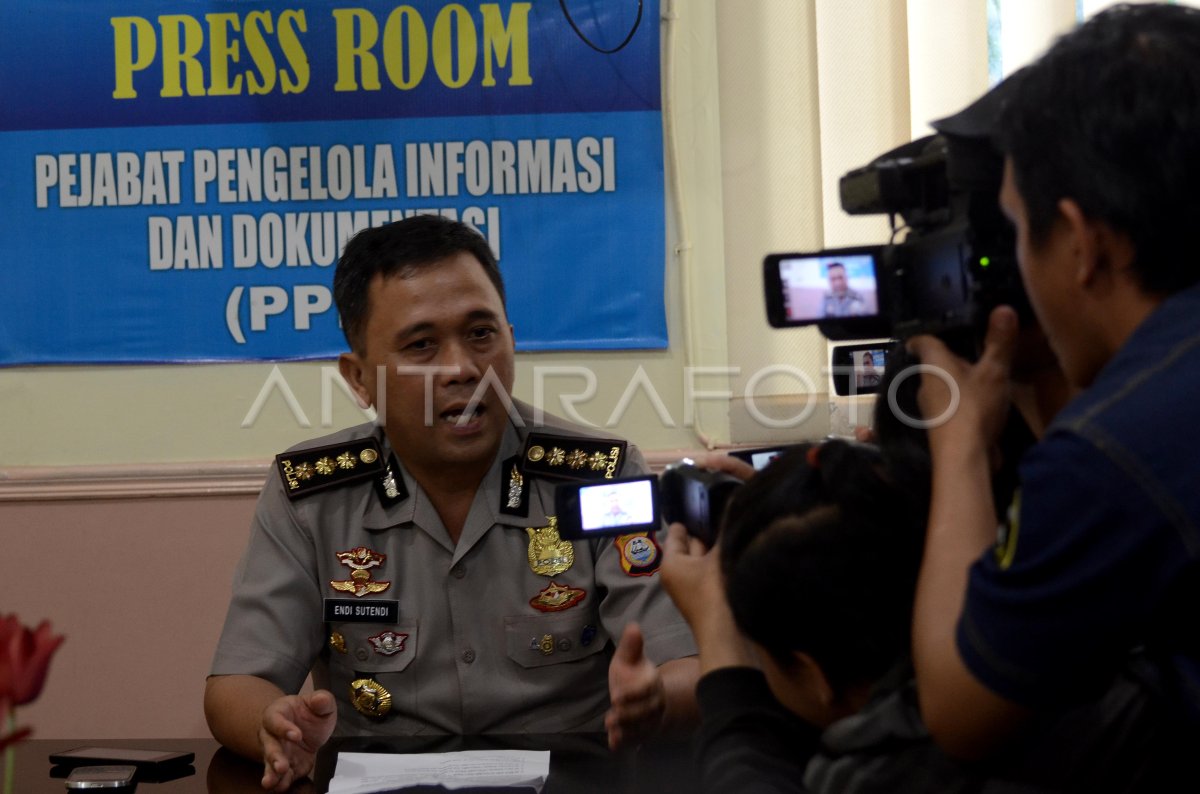 Kubu Jokowi Nafi Tuduhan Laporkan Abraham Samad, Pemeriksaan di Polda Dilakukan Polisi Sendiri