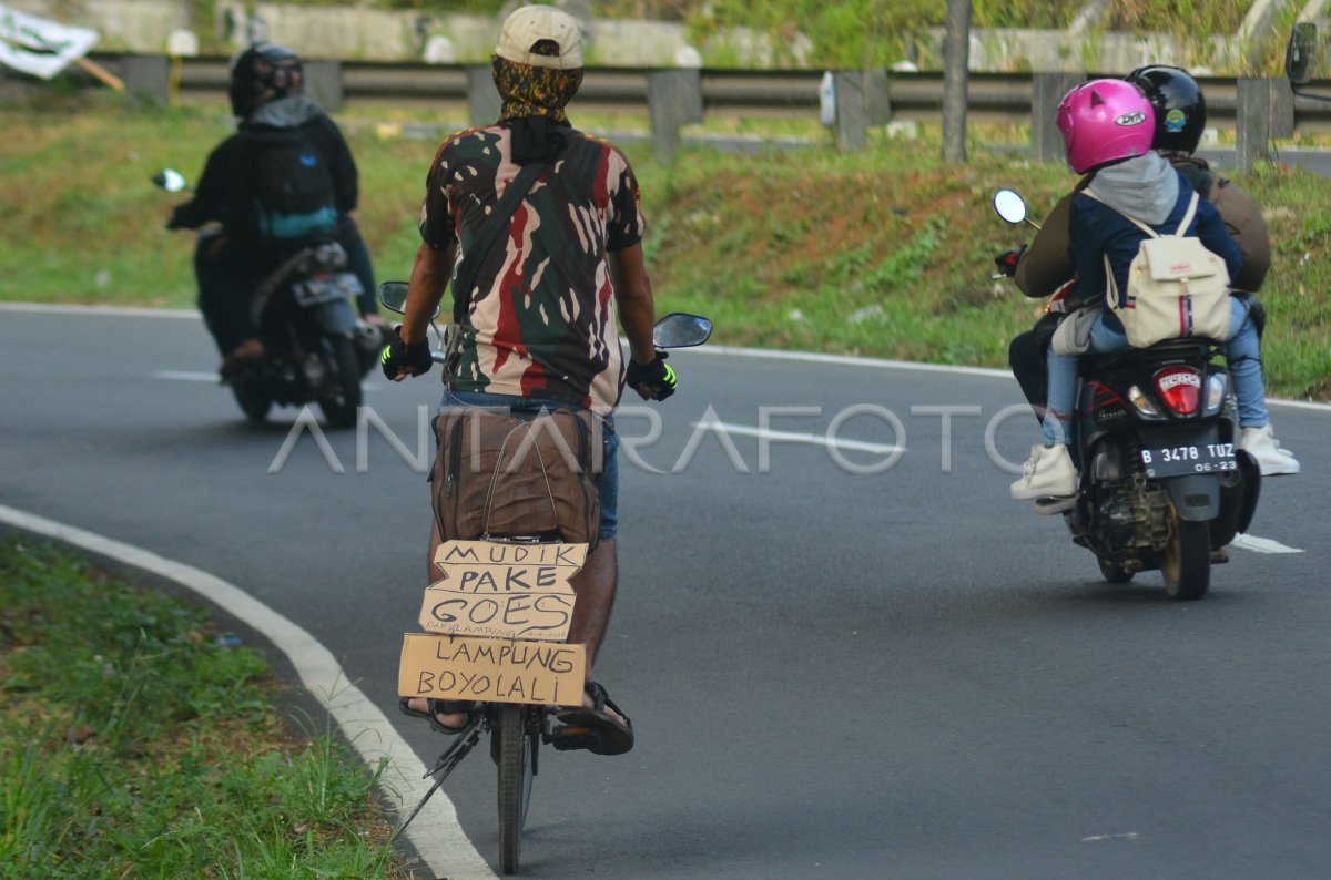 Mudik Menggunakan Sepeda Antara Foto