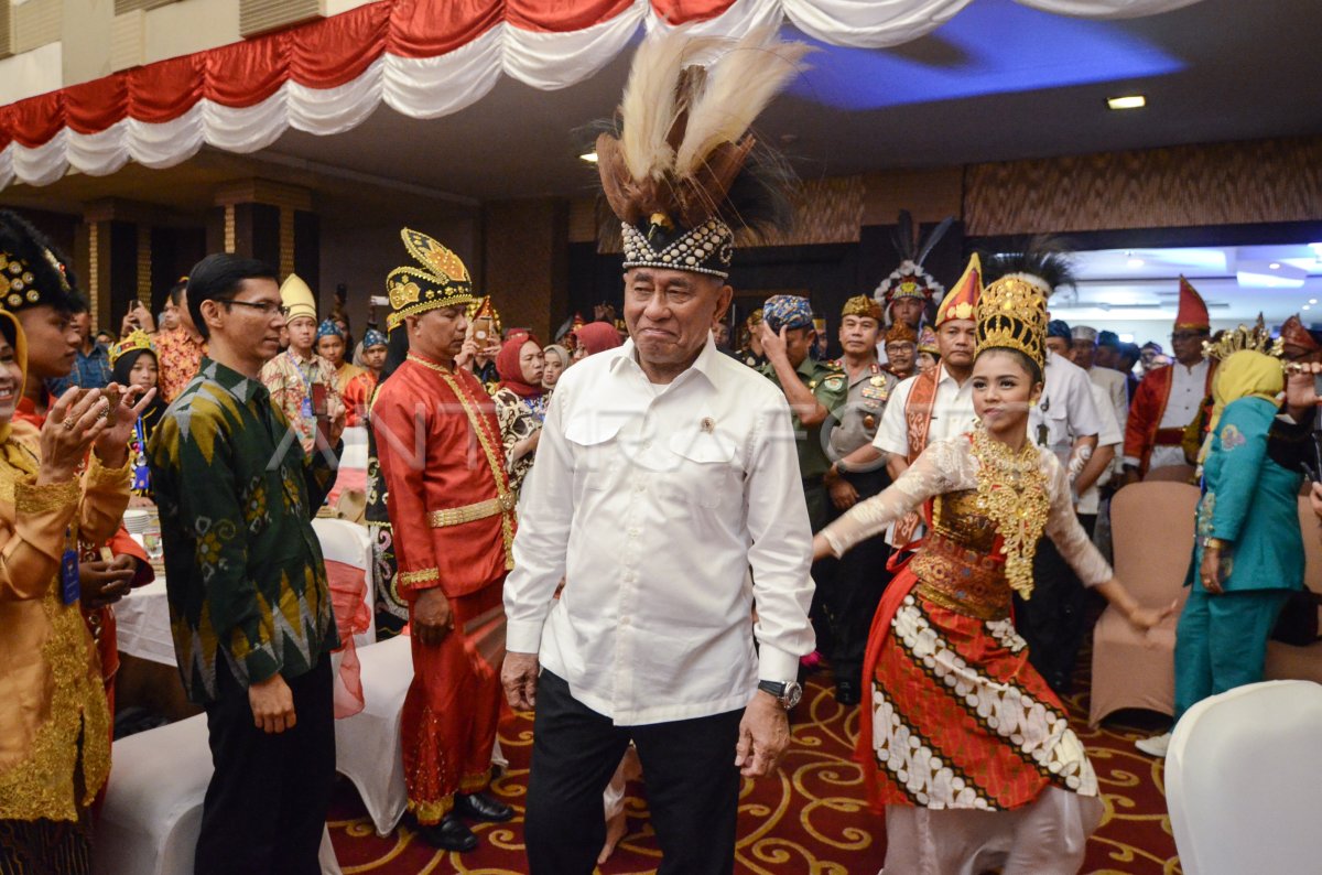 KUNJUNGAN KERJA MENTERI PERTAHANAN ANTARA Foto