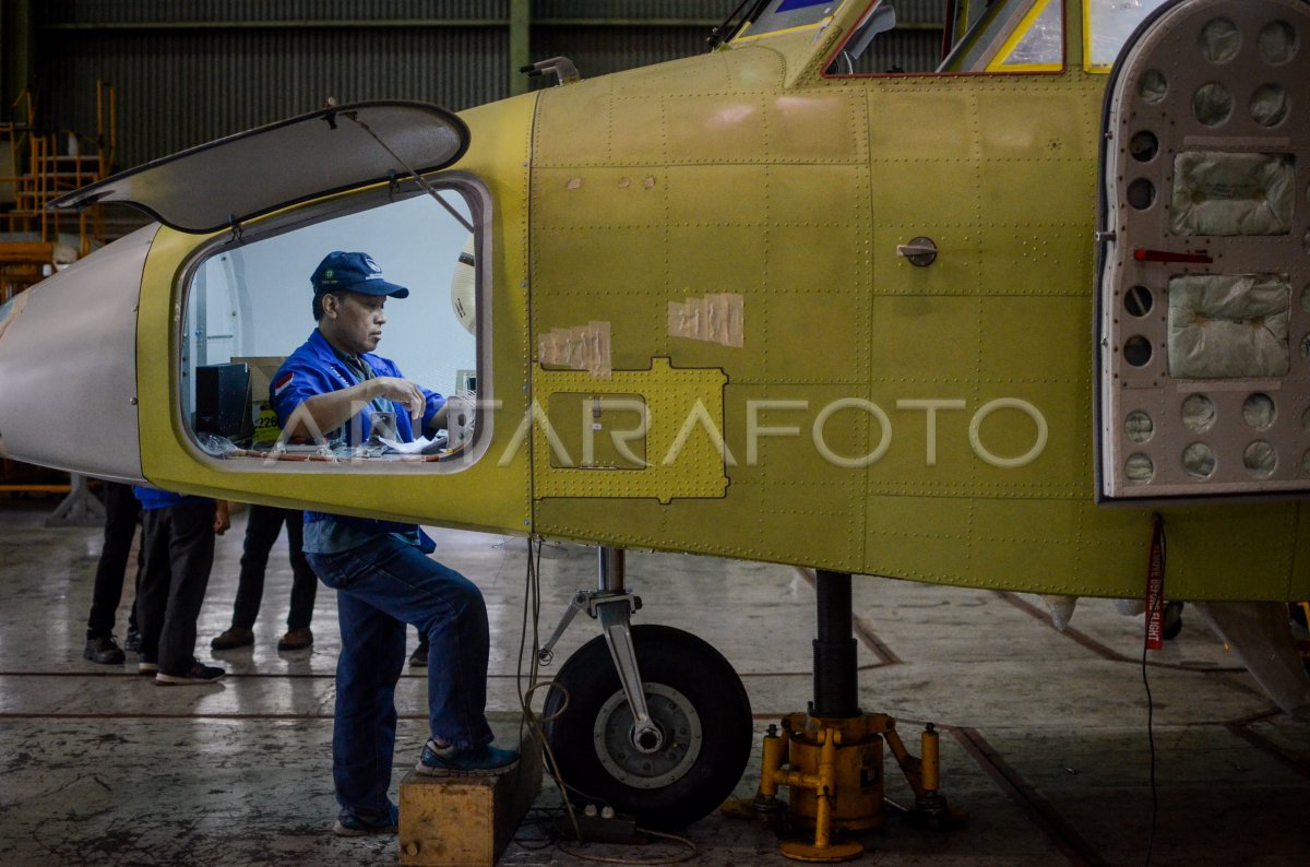 PROYEKSI PERTUMBUHAN INDUSTRI MANUFAKTUR | ANTARA Foto