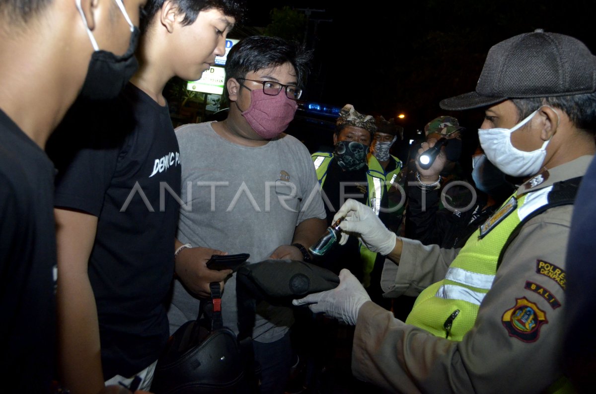 PENERTIBAN BALAP LIAR | ANTARA Foto