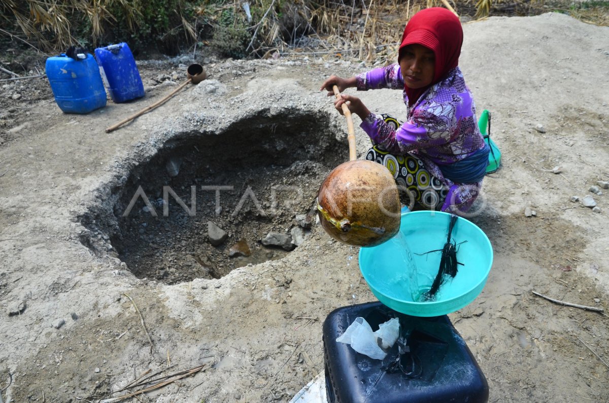 Krisis Air Bersih Di Grobogan Antara Foto