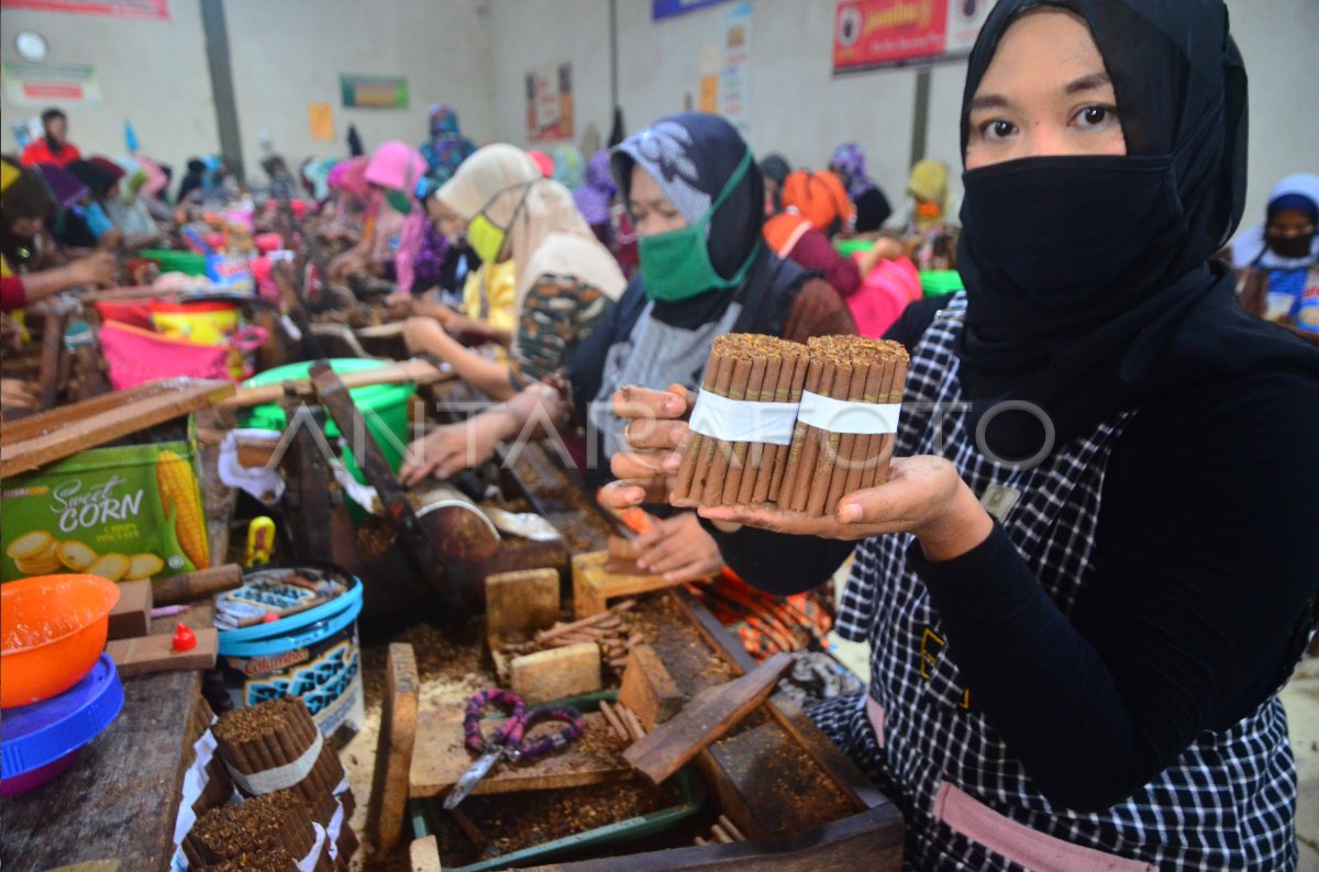 Tarif Cukai Rokok Antara Foto