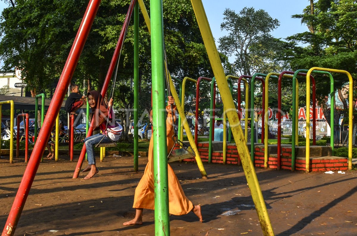 RUANG TERBUKA HIJAU RAMAH ANAK | ANTARA Foto