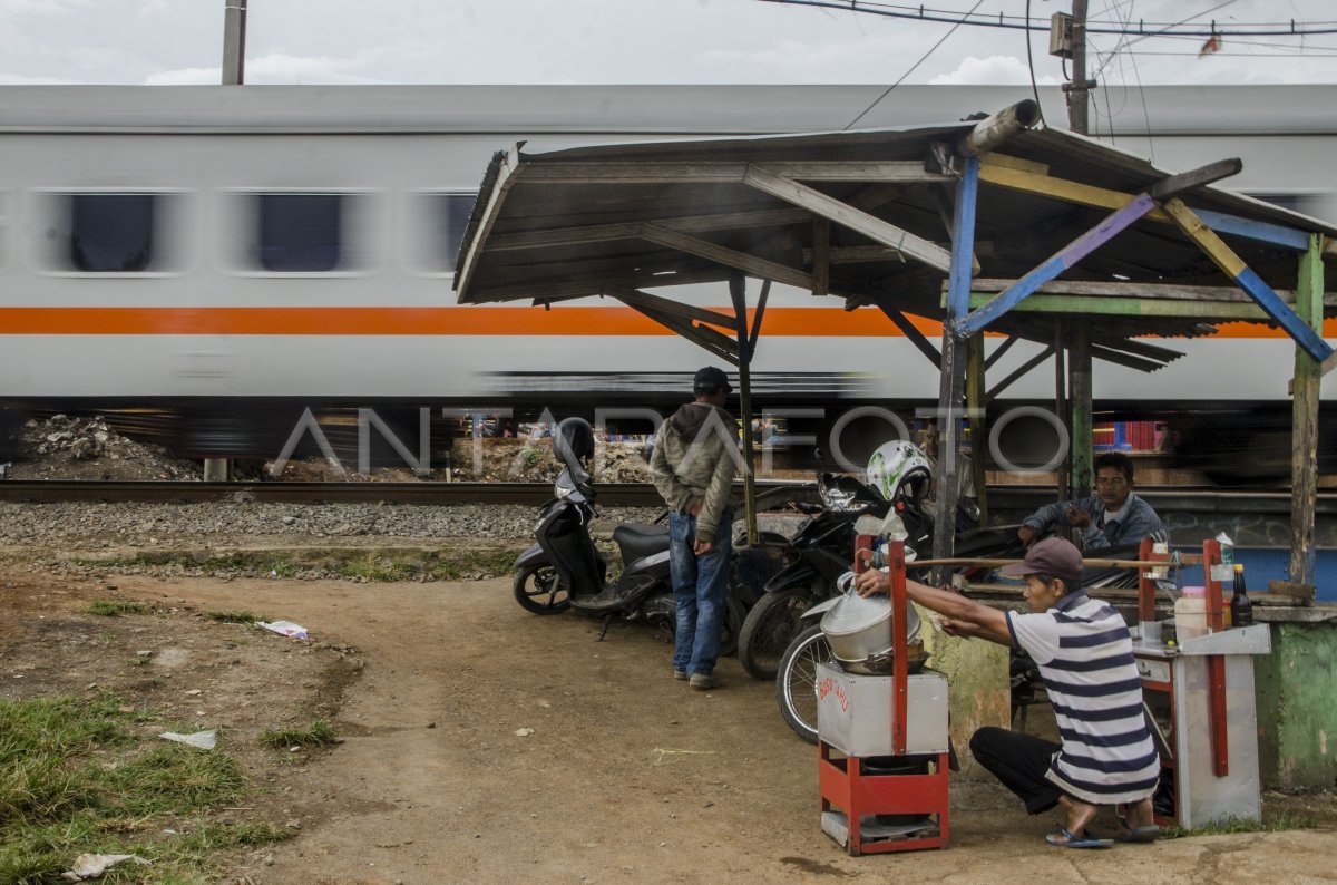 Angka Pengangguran Jabar Tertinggi Di Indonesia Antara Foto