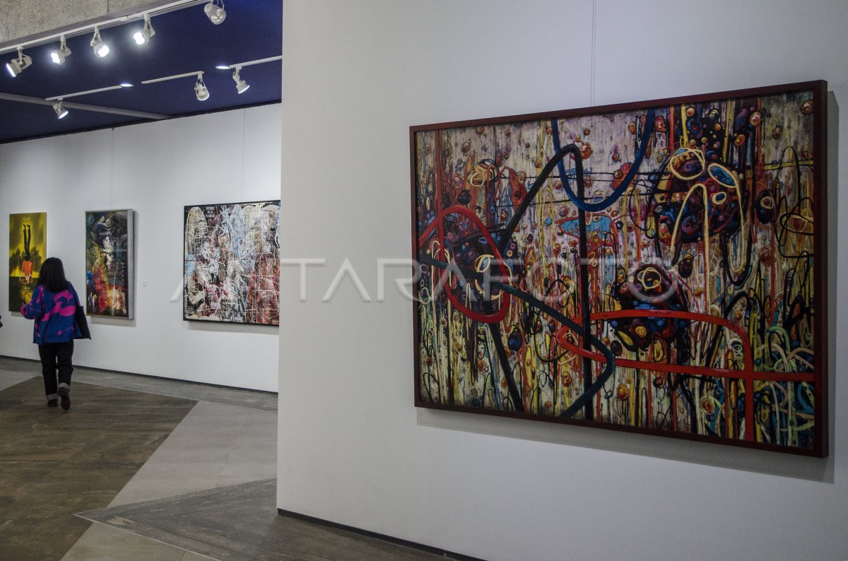 Pameran seni rupa di Bandung