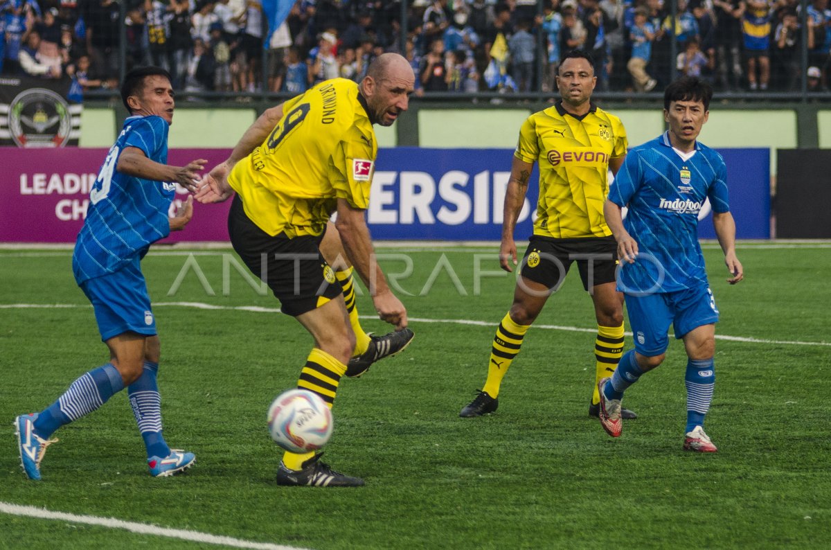 Borussia Dortmund Legend kalahkan Persib All Star