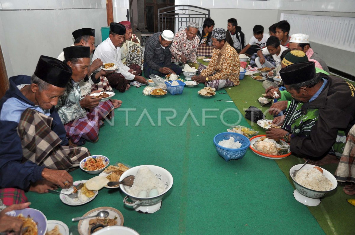 TRADISI PUNGGAHAN | ANTARA Foto