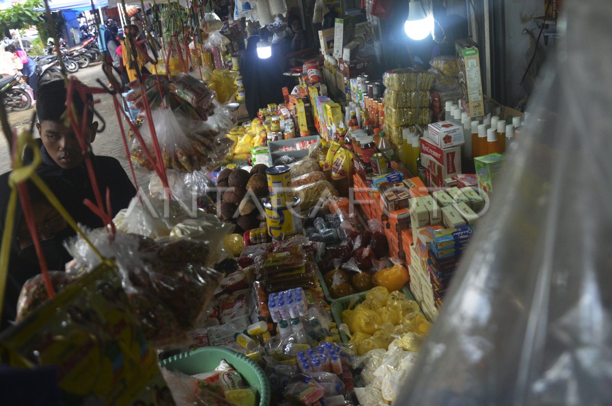 Harga Bahan Pokok Pembuatan Kue Mulai Naik Jelang Lebaran Antara Foto