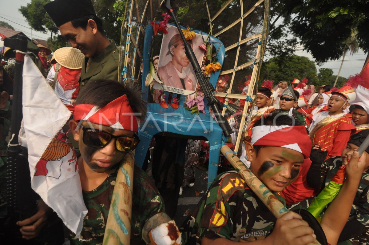 Karnaval Kebangsaan Peringati Hari Pahlawan Di Bengkulu Antara Foto 