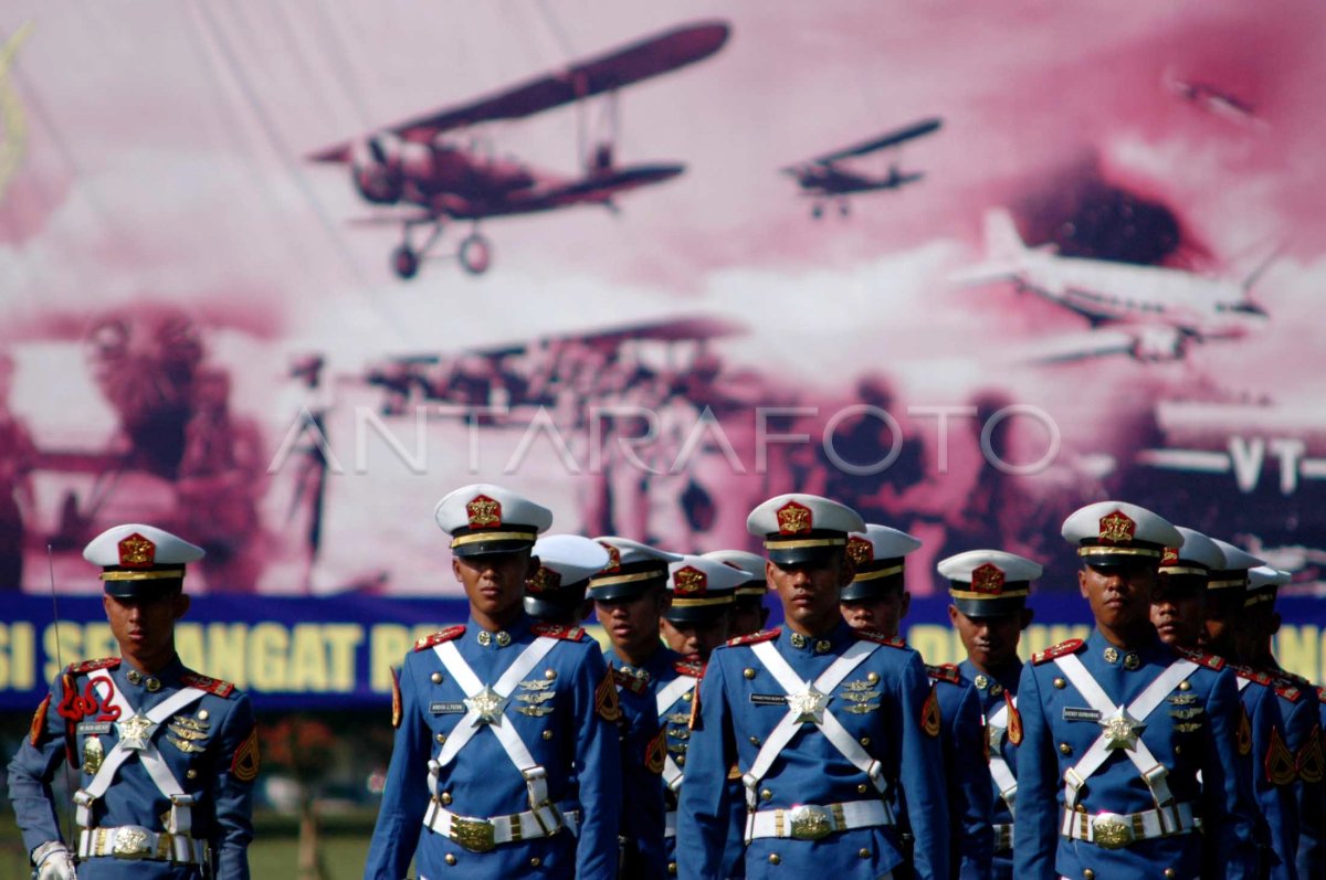 HARI BAKTI TNI AU | ANTARA Foto