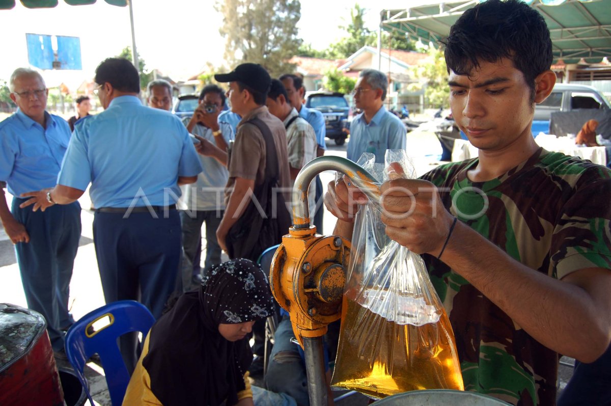 PASAR MURAH | ANTARA Foto