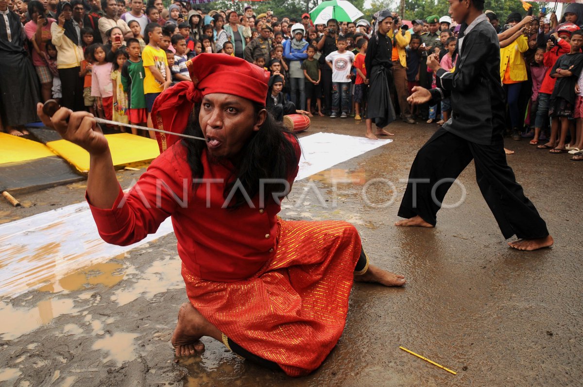 Kirab Budaya Antara Foto