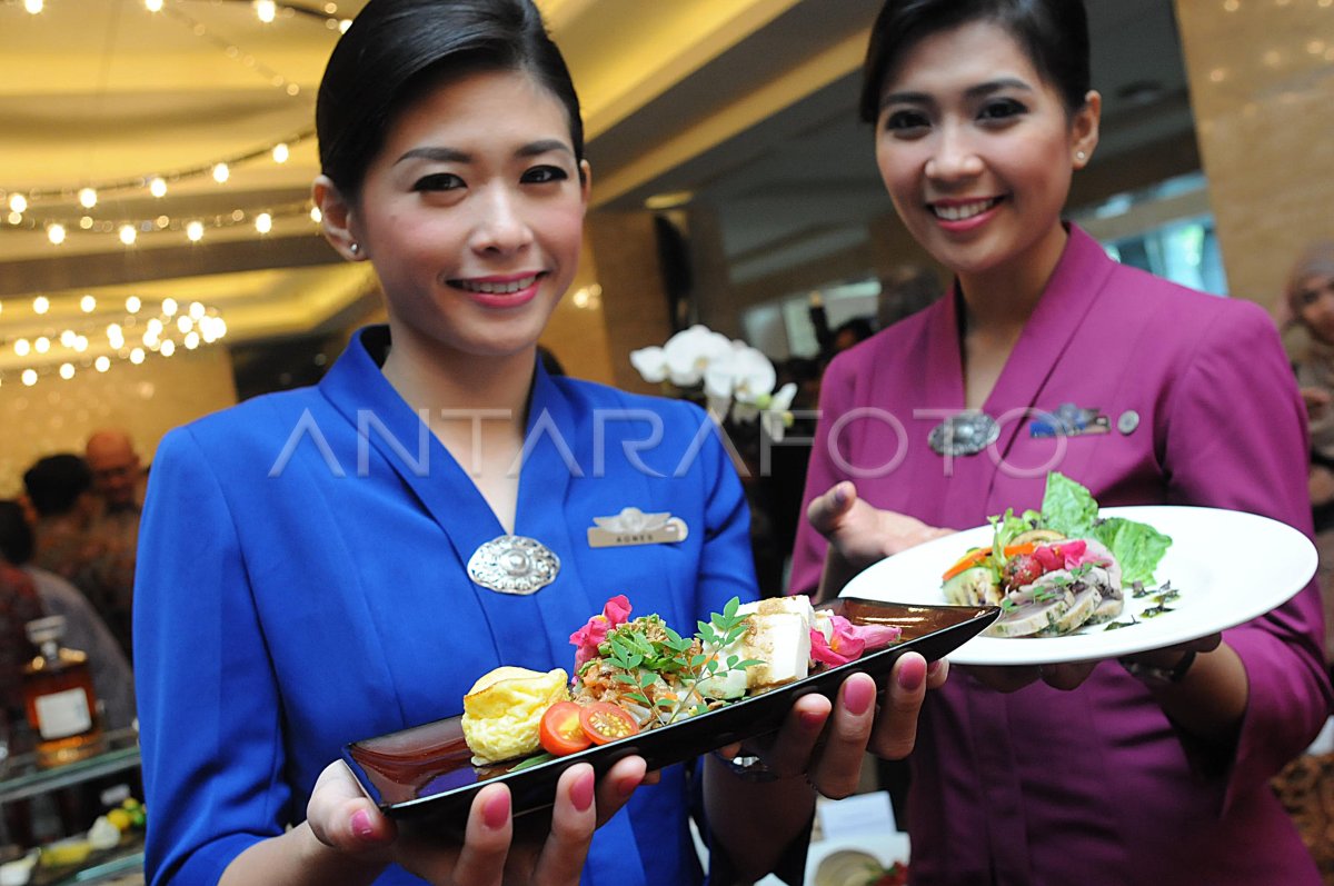 GARUDA INDONESIA RAIH MASKAPAI BINTANG LIMA | ANTARA Foto